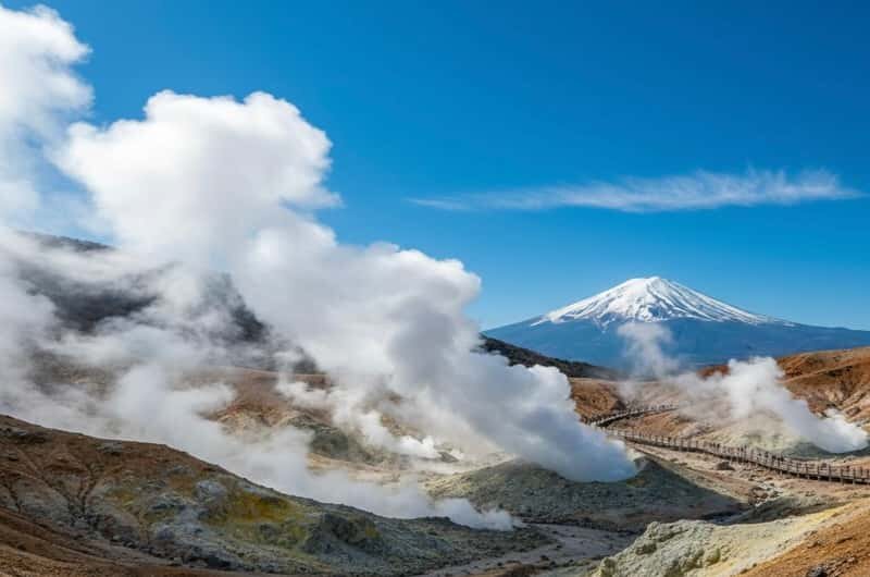 The volcanic landscape of Owakudani. Check ropeway operations on the day.