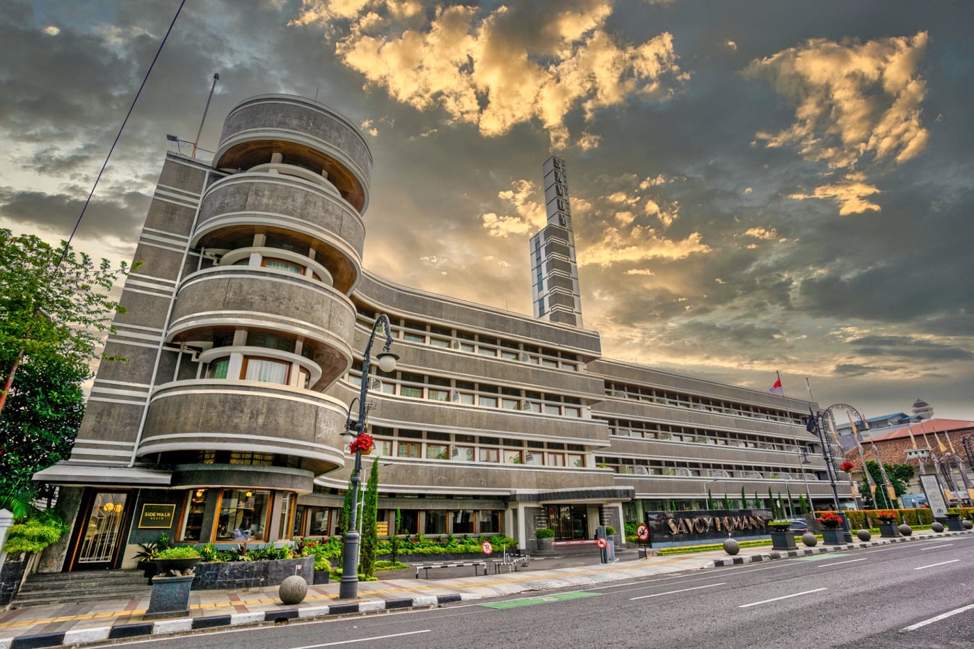 Hotel Savoy Homann Bandung — 호텔 외관