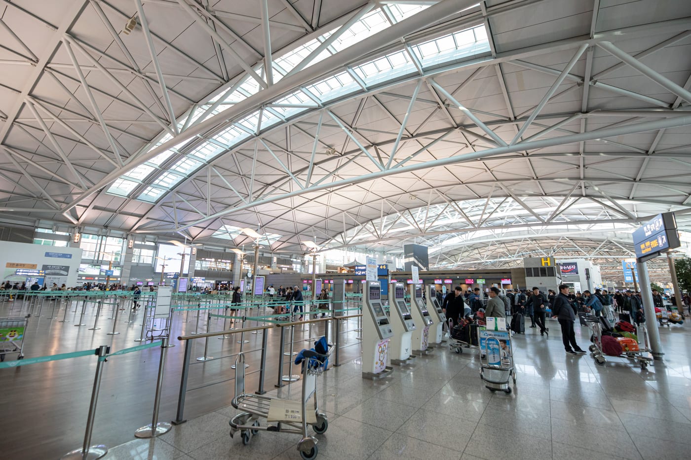 The spacious departure hall of Incheon International Airport Terminal 1 (Terminal 1 is pictured; confirm your actual departure terminal on your ticket.)