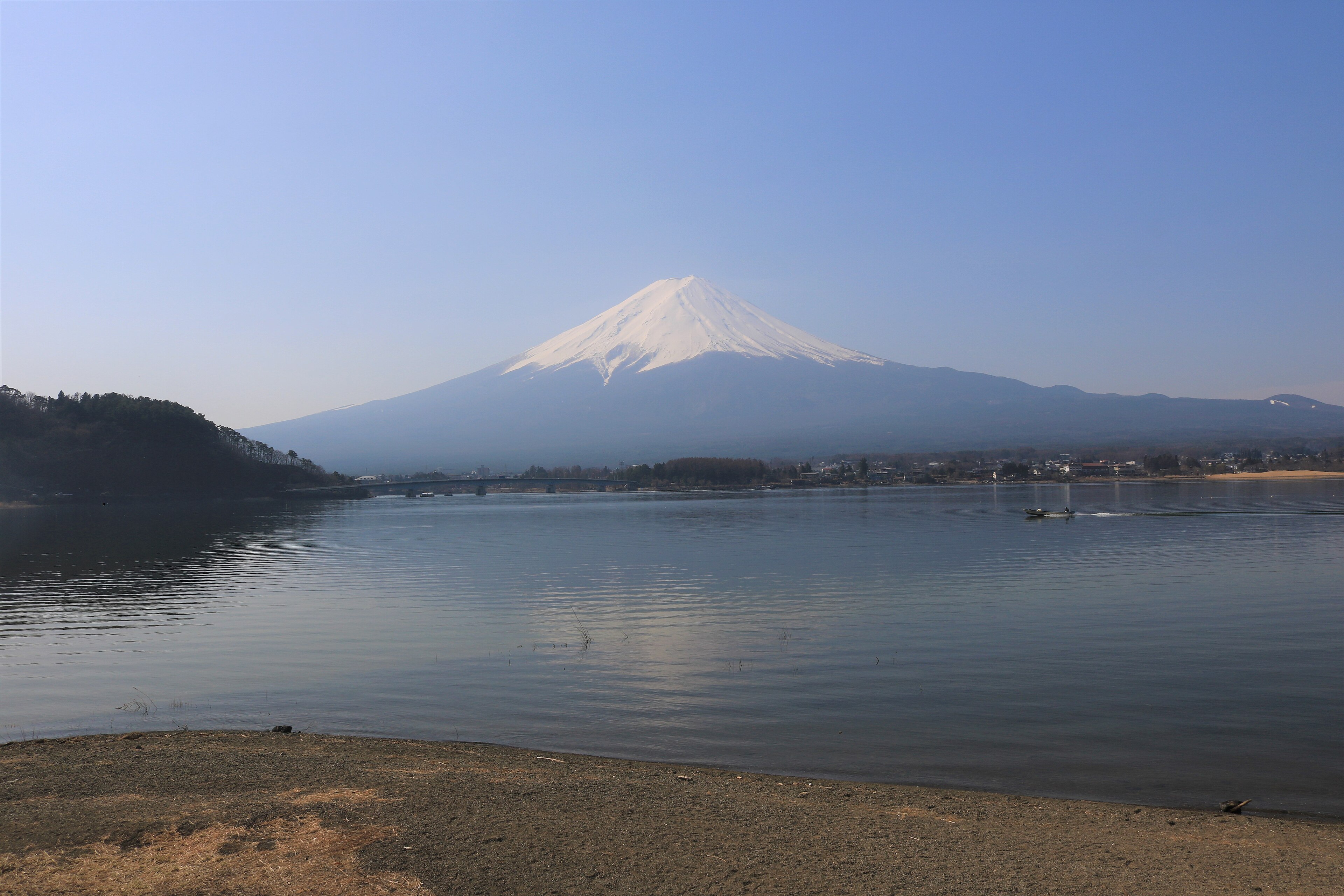 Lake Kawaguchi and Mount Fuji. Mountain visibility depends on the weather.