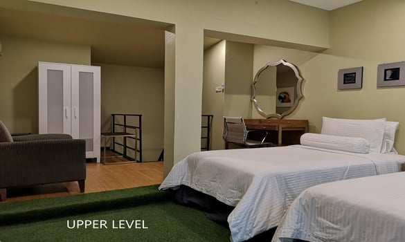 Bedrock Hotel Ipoh — 복층 객실 위층