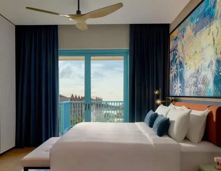 Guest room — Resorts World Sentosa Hotel Ora