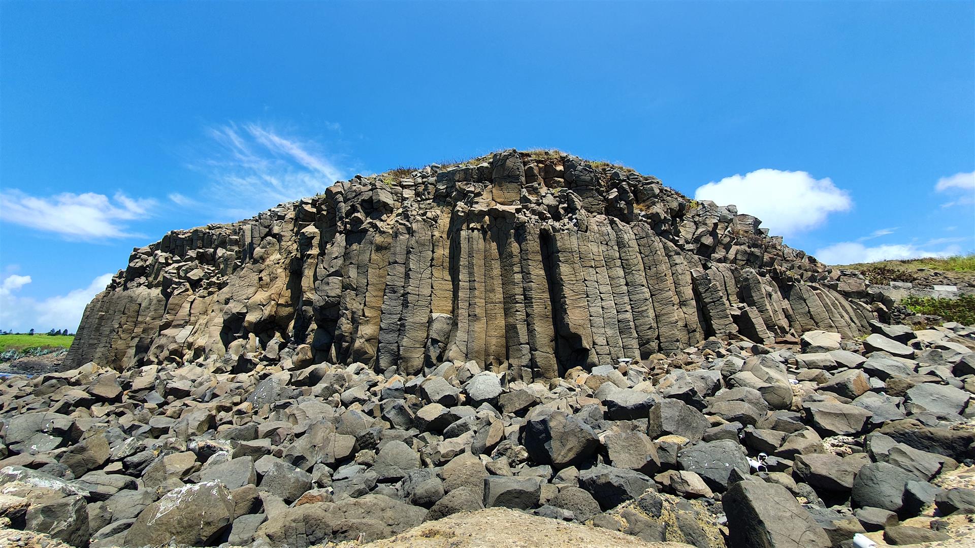 Chixi columnar basalt cliffs in Penghu